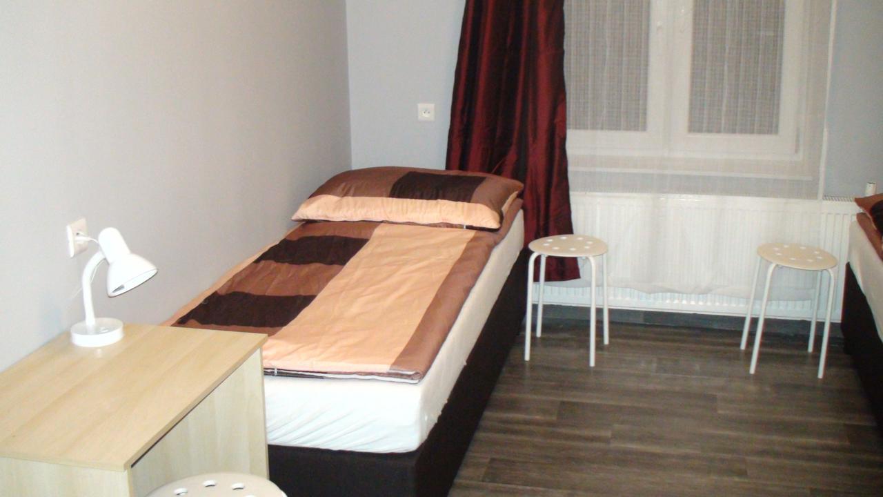 Hostel Kamienna Centrum Κατοβίτσε Εξωτερικό φωτογραφία