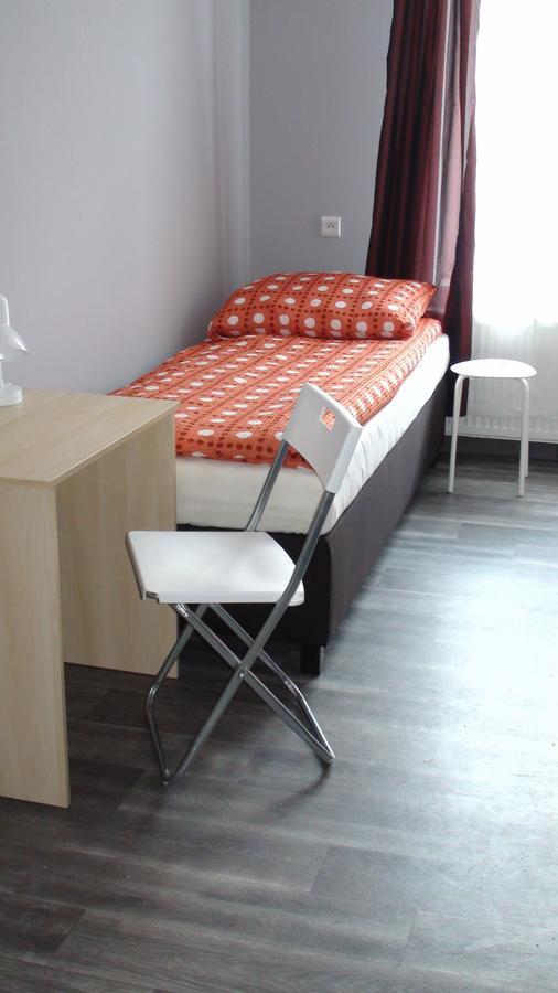 Hostel Kamienna Centrum Κατοβίτσε Εξωτερικό φωτογραφία